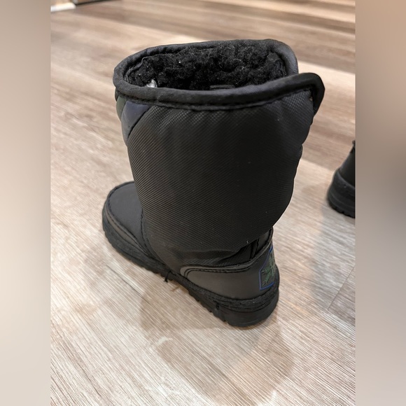 Toddler Snow Boots - Picture 2 of 6
